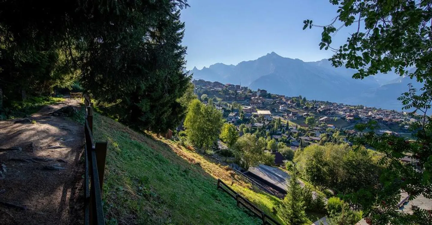 Buildable land, free of mandate next to the Bisse - Photo 1 of 14