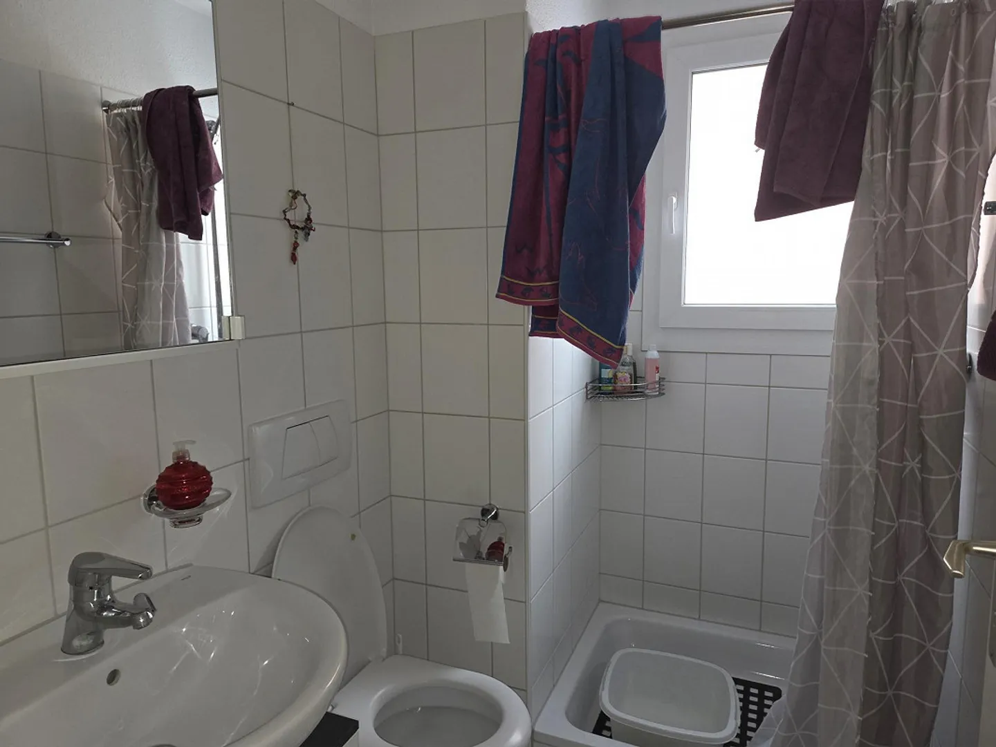 Appartement attrayant et adapté aux enfants de 5,5 pièces - Photo 3 sur 8
