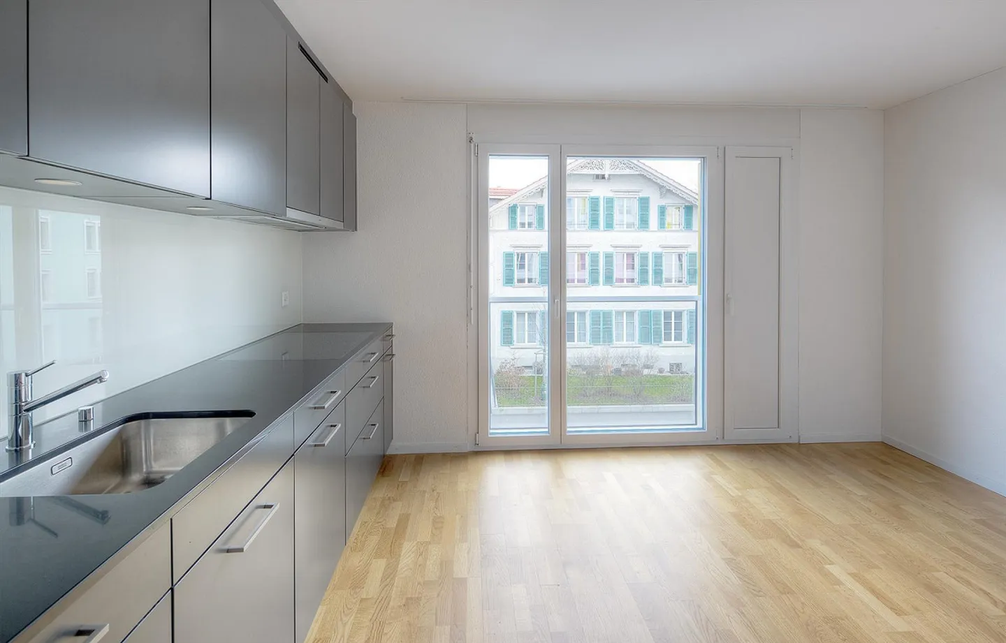 Charmante Wohnung in Thun - Foto 3 von 11