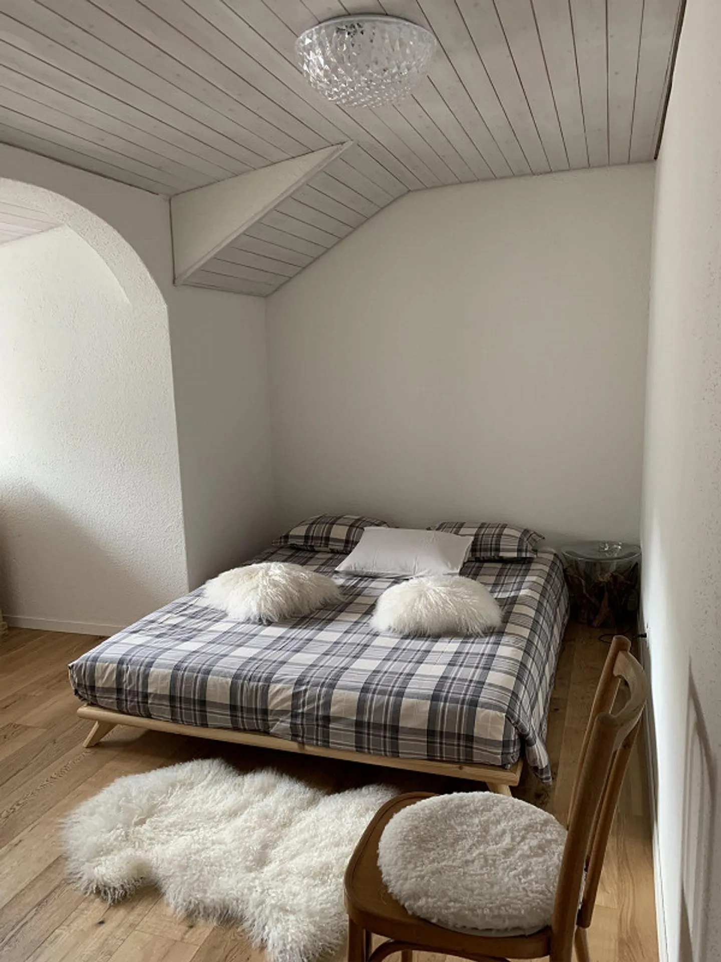 Bellissimo appartamento mansardato di 3,5 stanze a La Punt Chamues-ch con terrazza - Foto 4 di 7