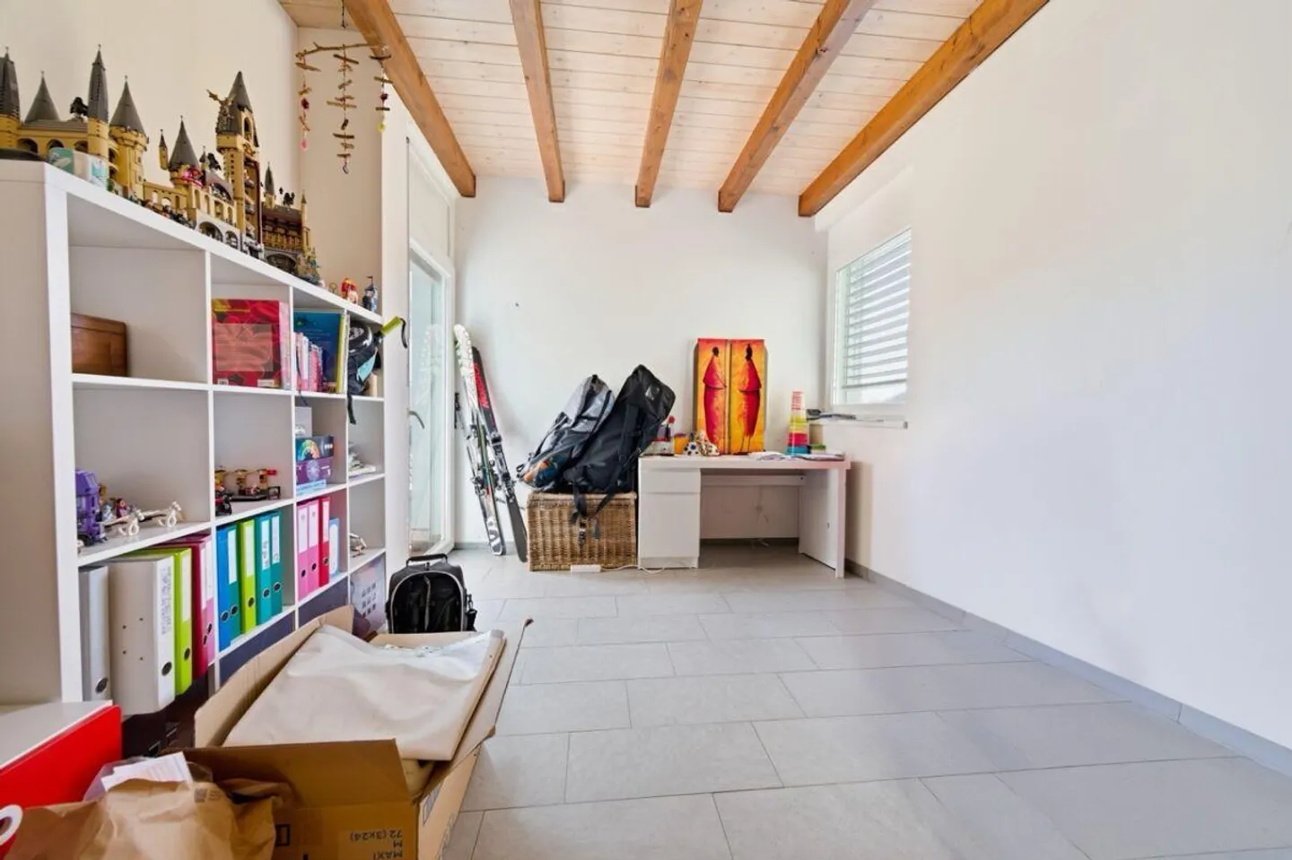 Casa spaziosa con giardino - Foto 6 di 9