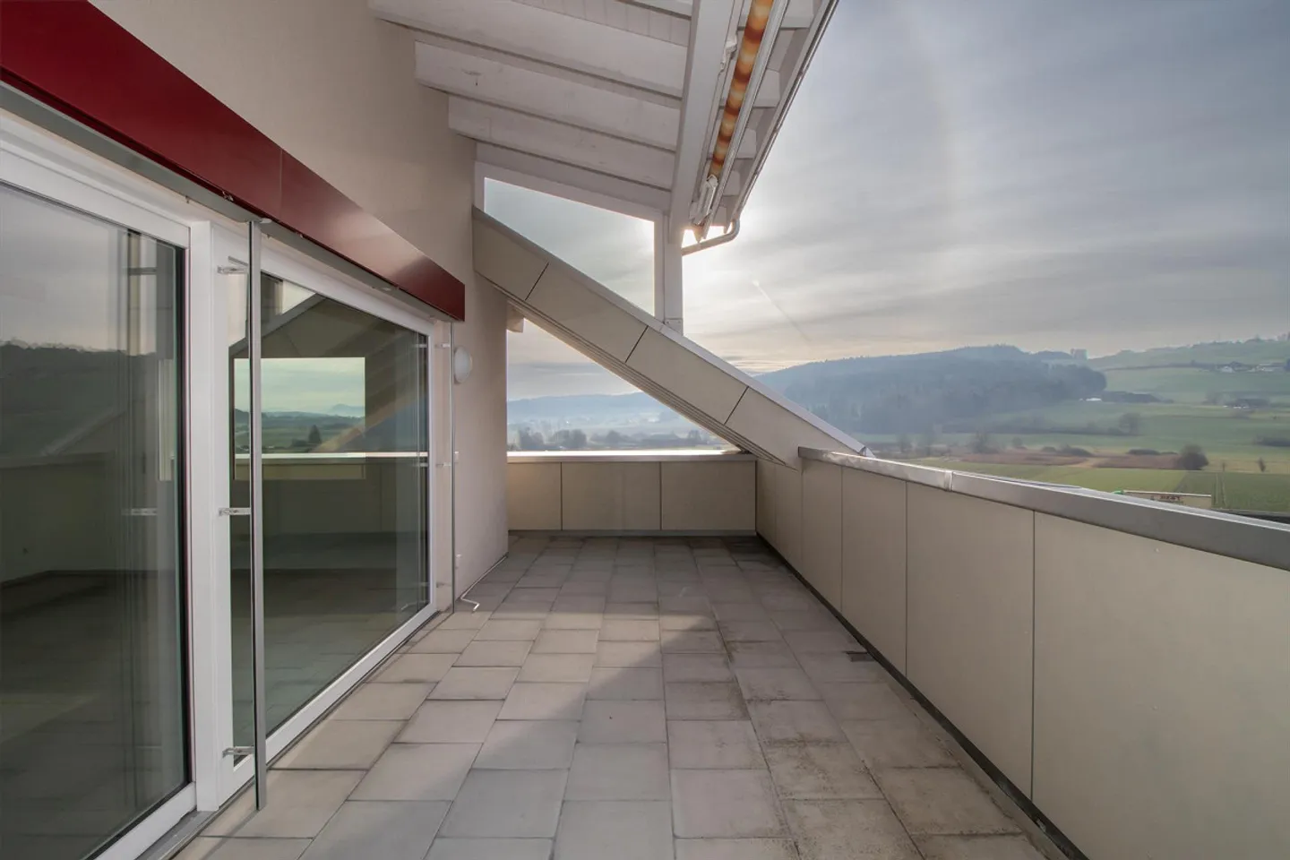 Appartamento attico di 4½ locali di alta qualità a Uffikon - Foto 10 di 11