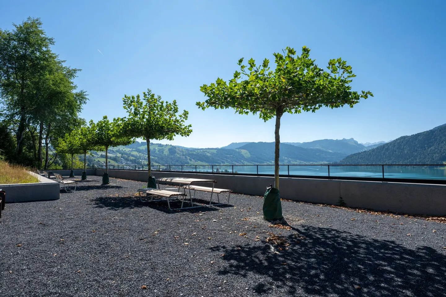 Exclusive First Occupancy Apartment with Lake View in Oberägeri - Photo 16 of 19