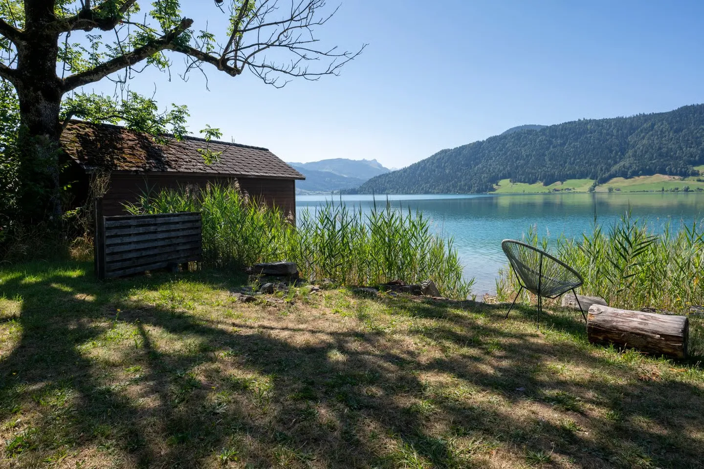 Exclusive First Occupancy Apartment with Lake View in Oberägeri - Photo 15 of 19