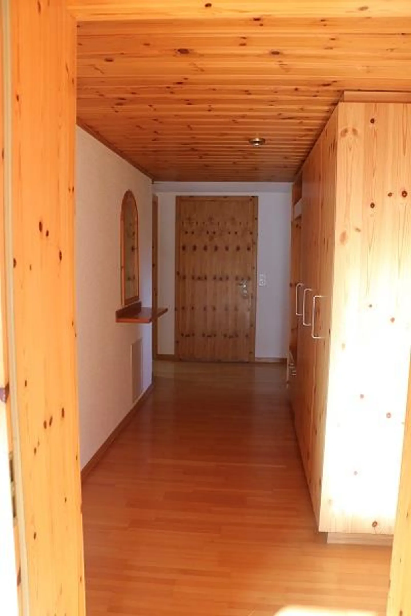 Maison bifamiliale à vendre dans un emplacement calme et central - Photo 9 sur 19