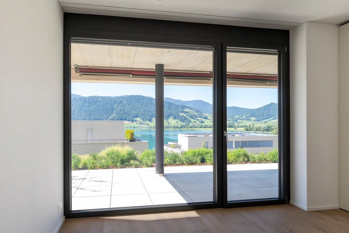 Exclusive First Occupancy Apartment with Lake View in Oberägeri - Photo 8 of 19