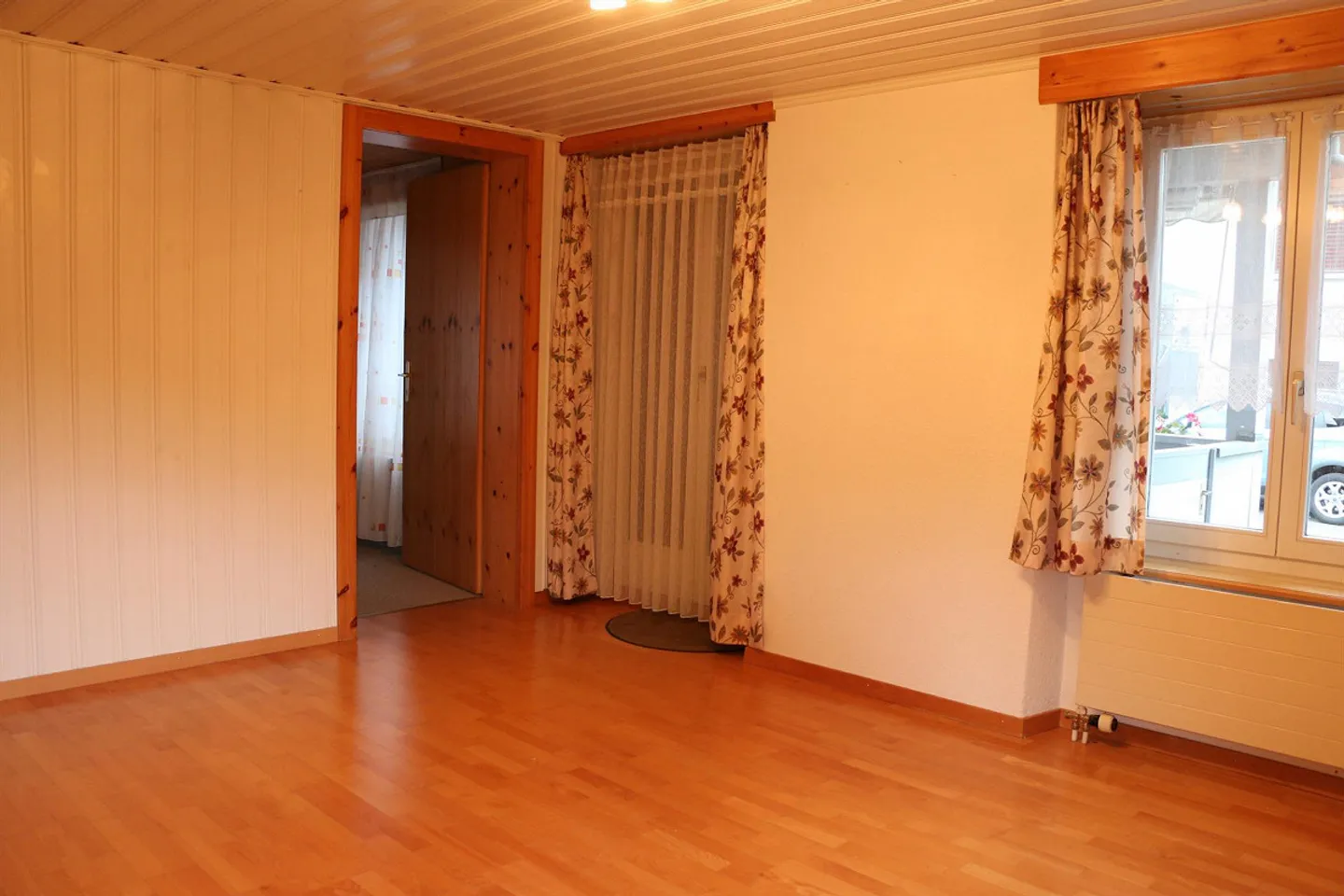 Maison bifamiliale à vendre dans un emplacement calme et central - Photo 5 sur 19