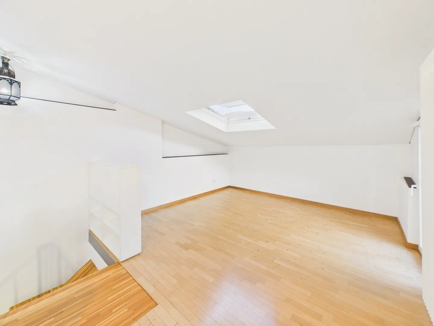 Magnifique maison rénovée dans le noyau de Melide avec 4,5 pièces - Photo 7 sur 13