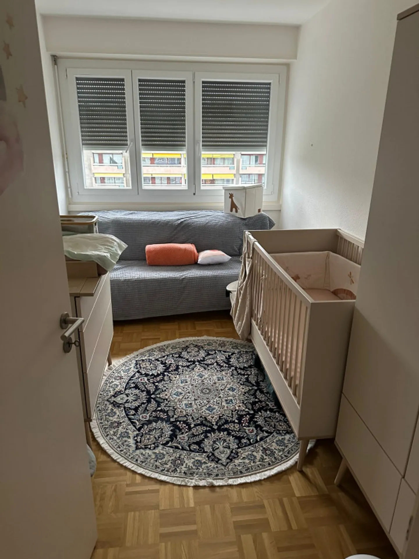 Dringend! 4 Zimmer im Petit-Saconnex mit Balkon - Foto 5 von 7