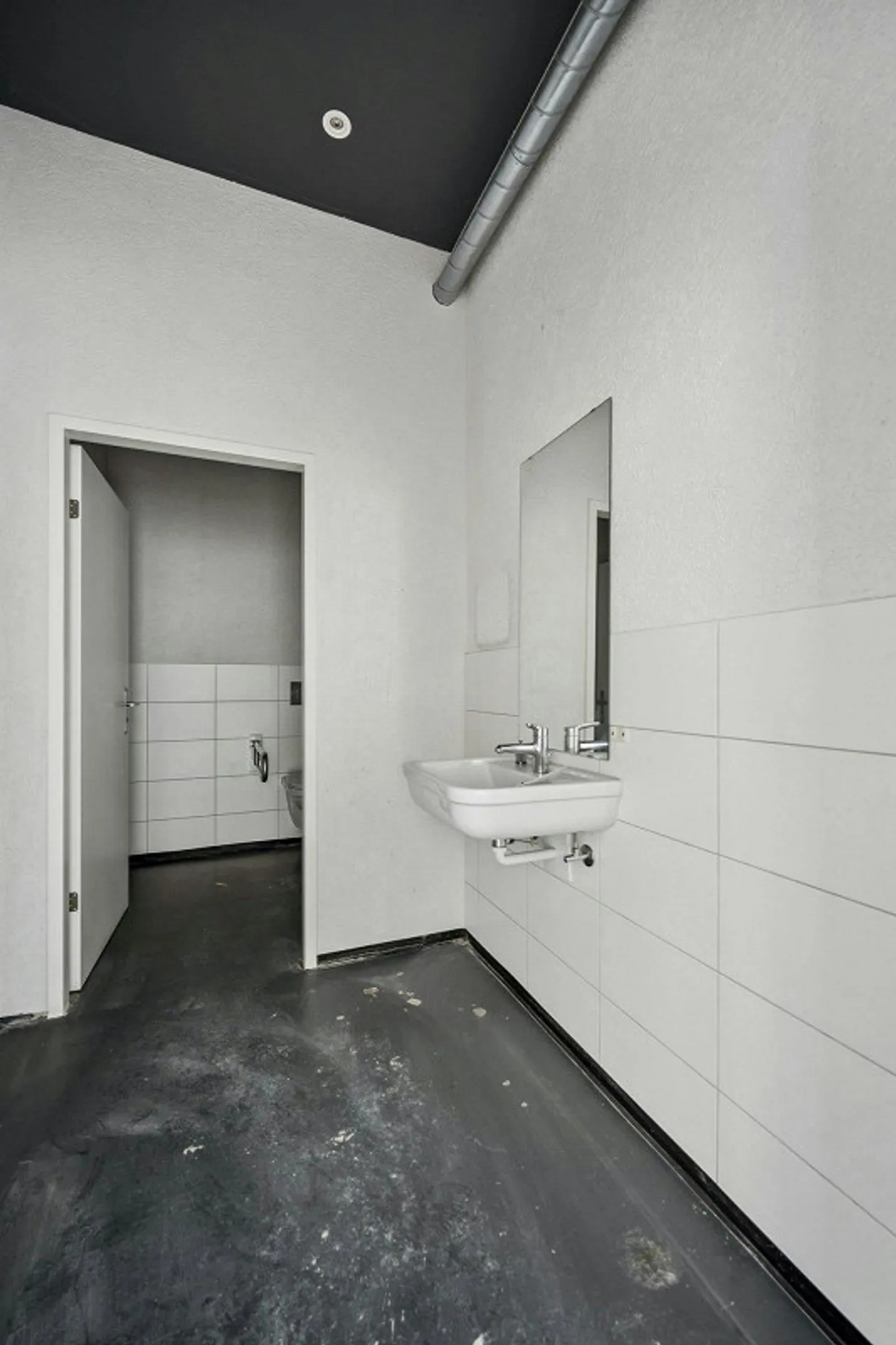 Votre nouvelle unité commerciale au cœur de Bâle - 259 m² à Claraplatz - Photo 9 sur 13