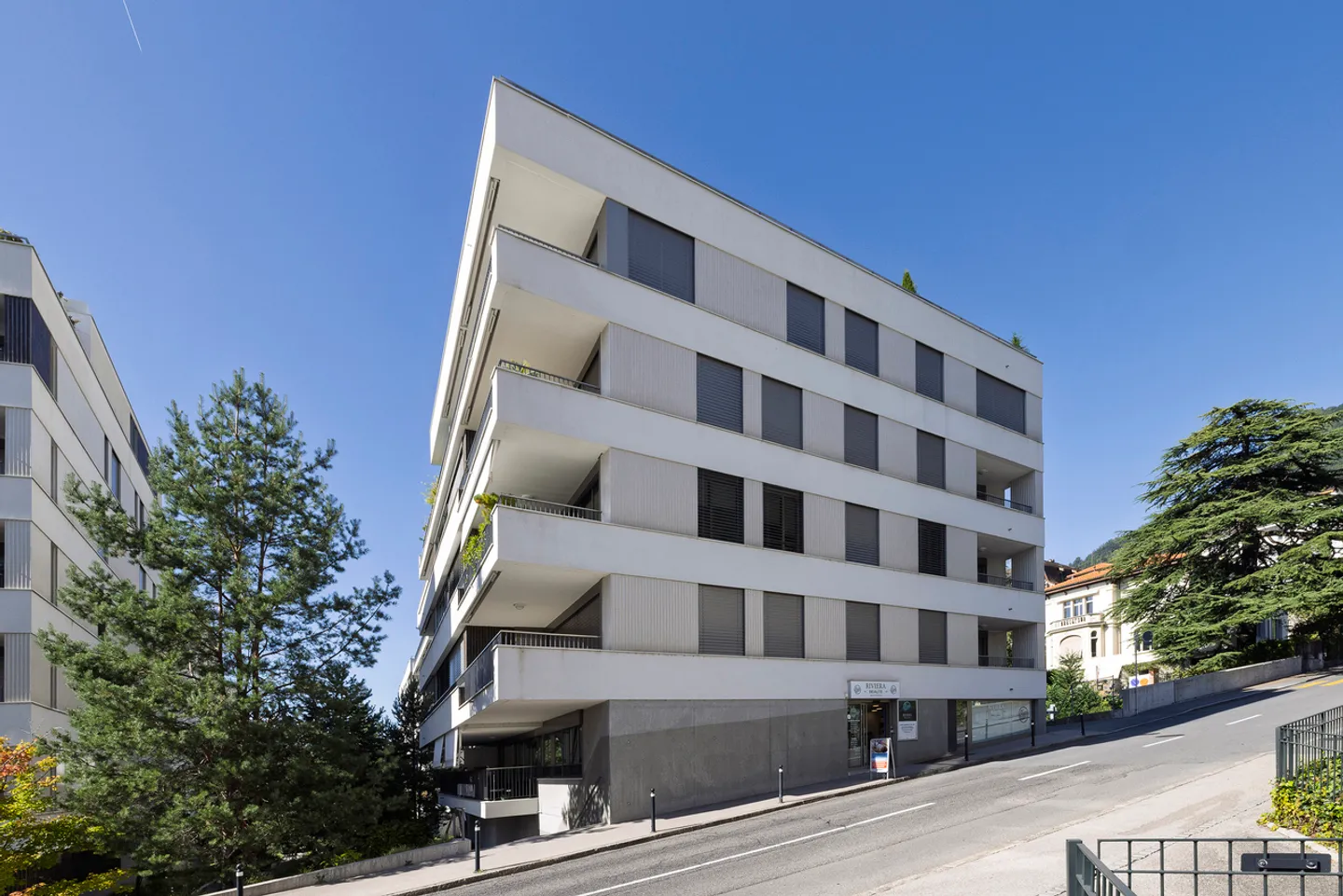 Posizione ideale! Appartamento di 4,5 locali con vista lago - Foto 18 di 19
