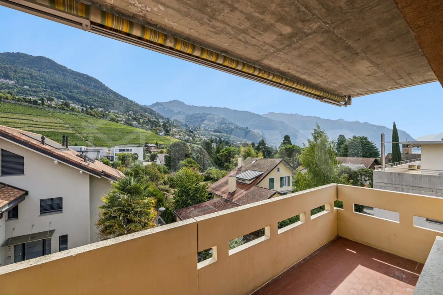 Vollständig renovierte 3-Zimmer-Wohnung in Clarens - Foto 8 von 10