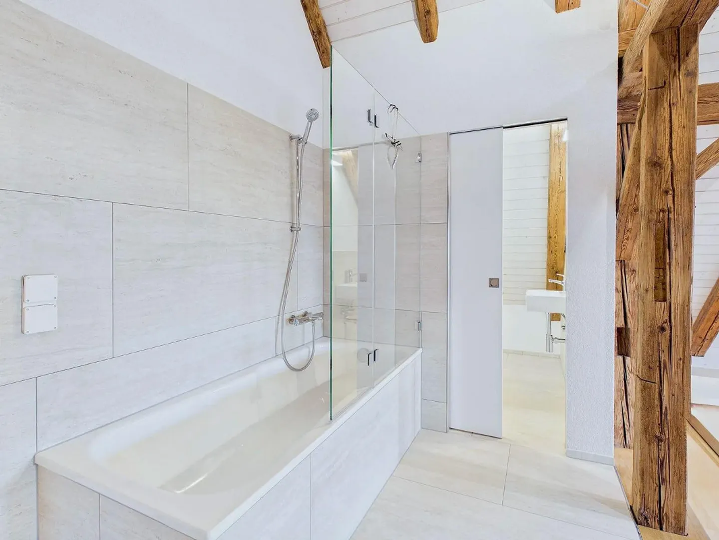 Stilvolle Maisonette mit Seesicht - Foto 7 von 13