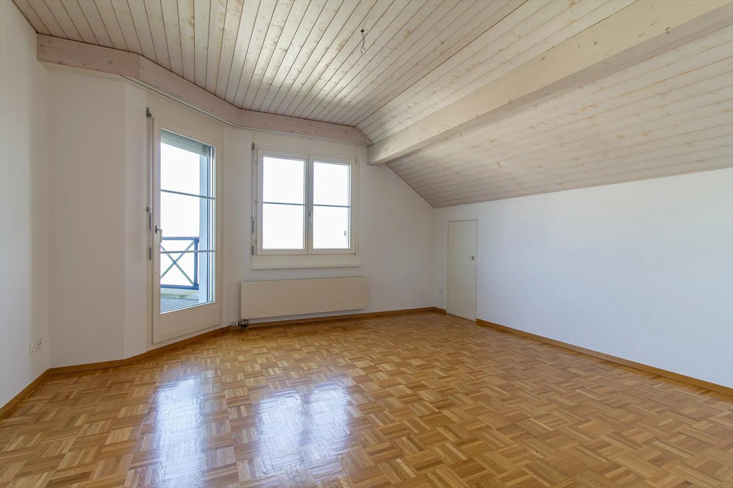 «Grosszügige Dachwohnung» - Foto 10 von 13