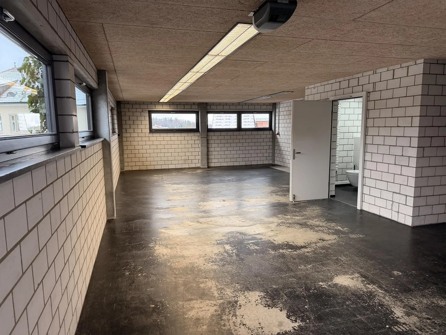 Vielseitiger Werkstattbereich - Foto 2 von 10