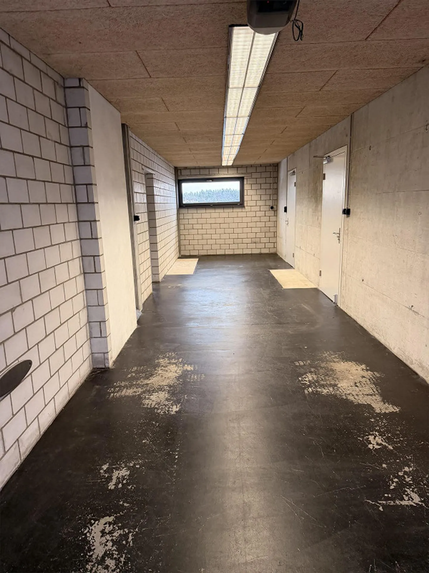 Vielseitiger Werkstattbereich - Foto 4 von 10