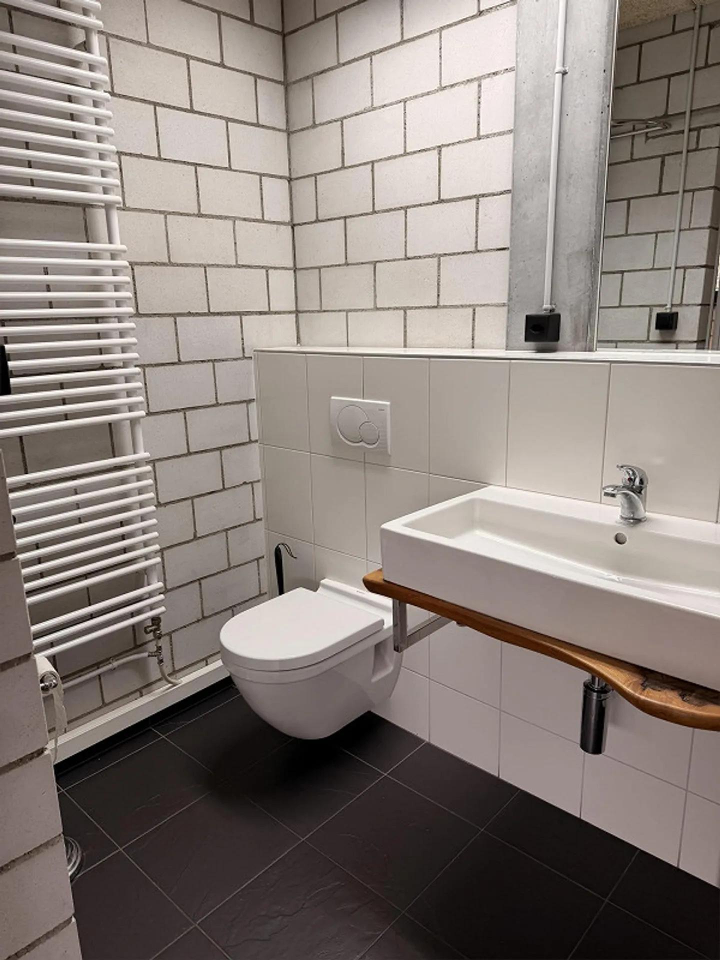Vielseitiger Werkstattbereich - Foto 8 von 10
