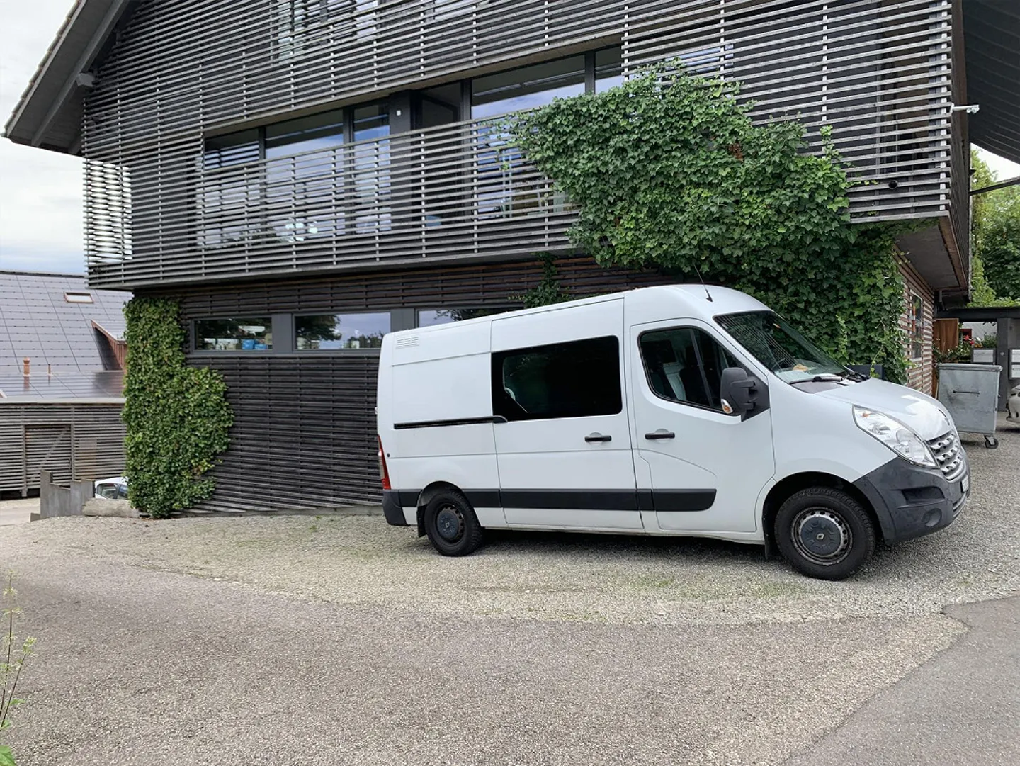 Vielseitiger Werkstattbereich - Foto 10 von 10