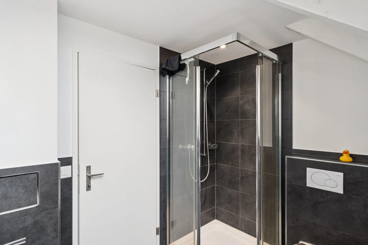 Nouveau prix : Appartement en maisonette exclusif avec des équipements élégants - Photo 8 sur 10