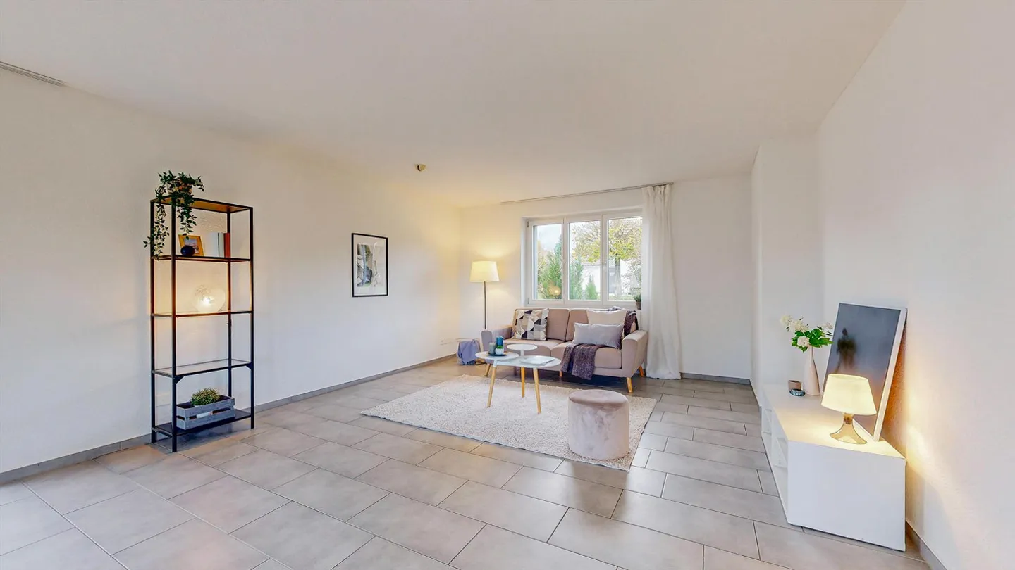 MODERN DETACHED SINGLE-FAMILY HOUSE - Photo 1 of 8