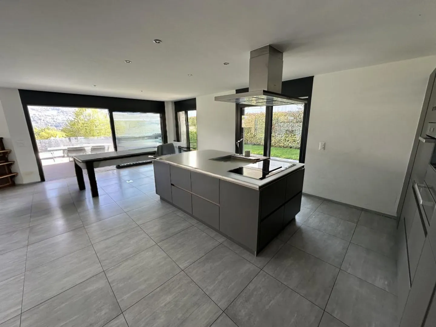 Savièse / Ormône – Casa bifamiliare con 6.5 stanze, garage doppio e piscina - Foto 13 di 30