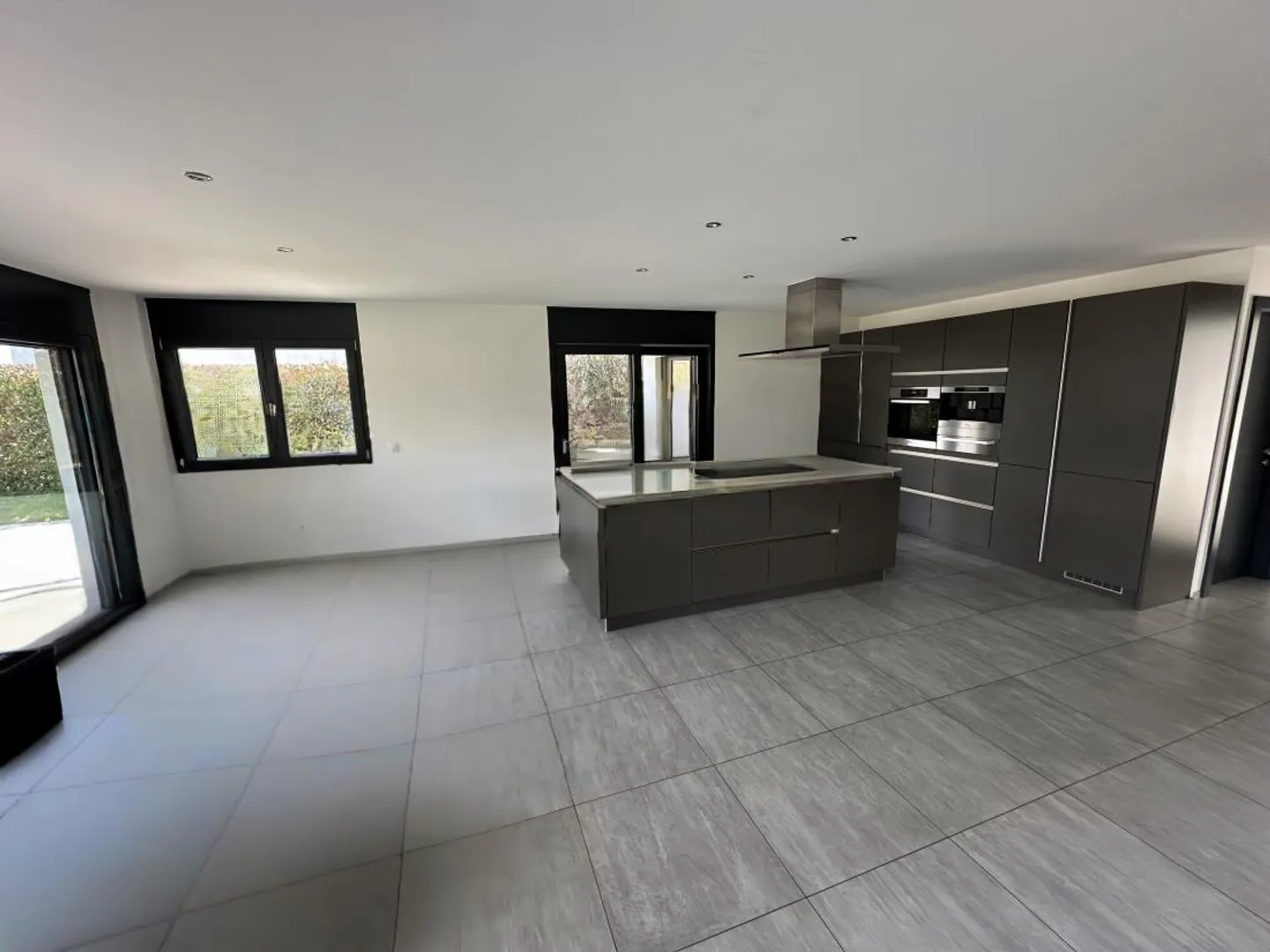 Savièse / Ormône – Casa bifamiliare con 6.5 stanze, garage doppio e piscina - Foto 14 di 30