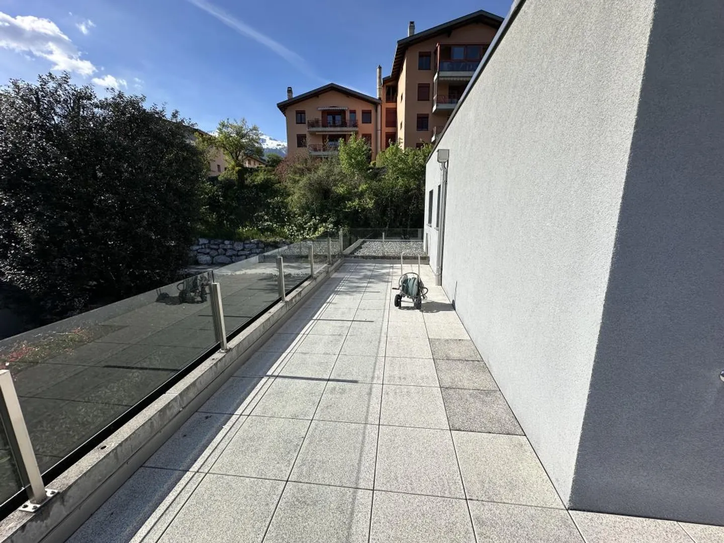 Savièse / Ormône – Casa bifamiliare con 6.5 stanze, garage doppio e piscina - Foto 9 di 30