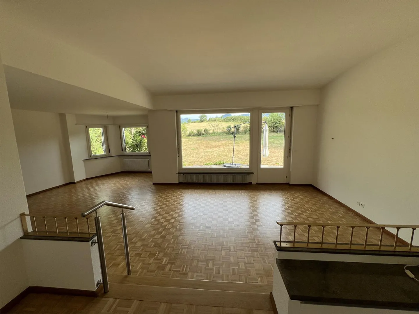 5 1/2-Room Single-Family House - Photo 3 of 15
