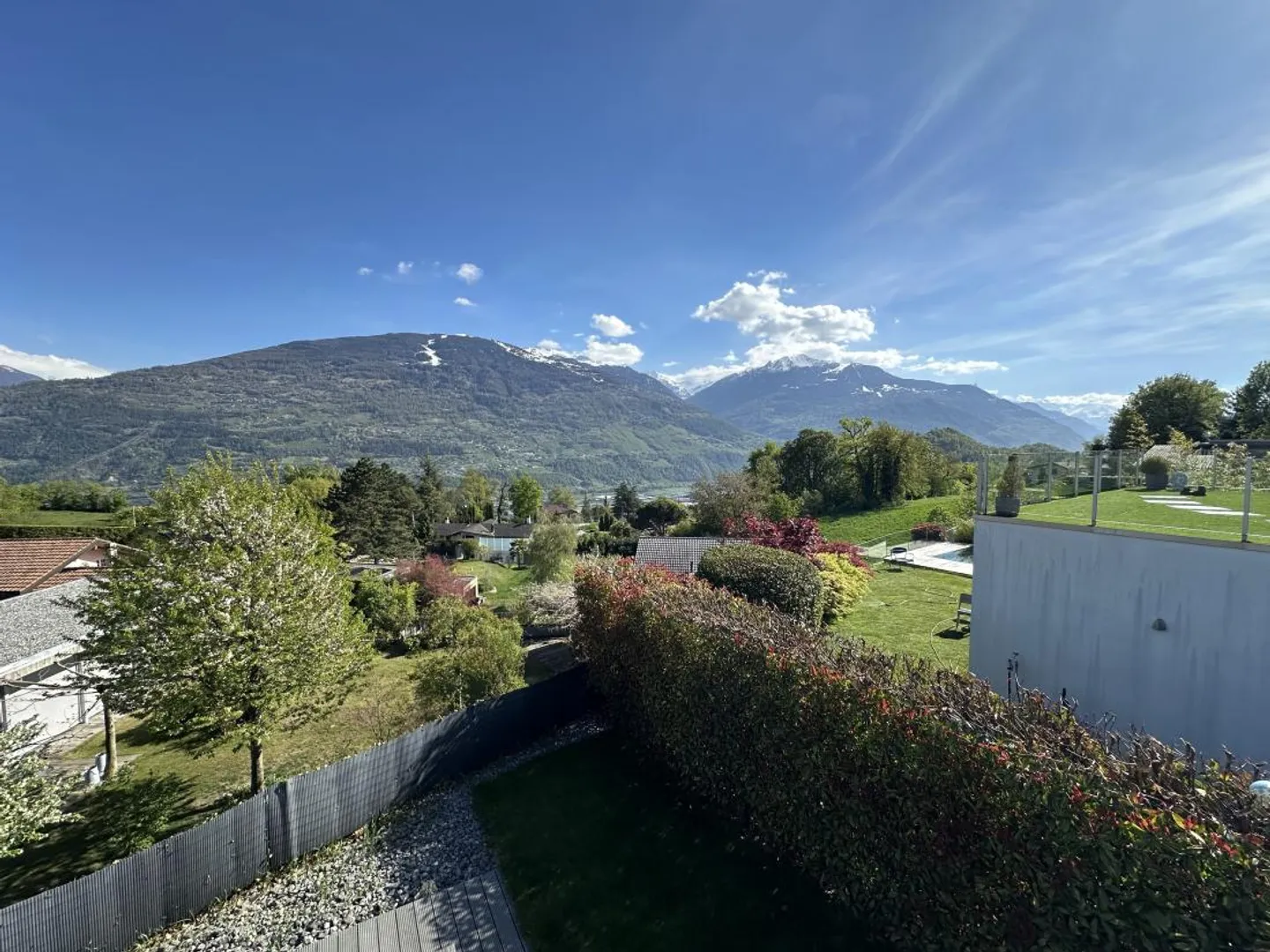 Savièse / Ormône – Casa bifamiliare con 6.5 stanze, garage doppio e piscina - Foto 10 di 30