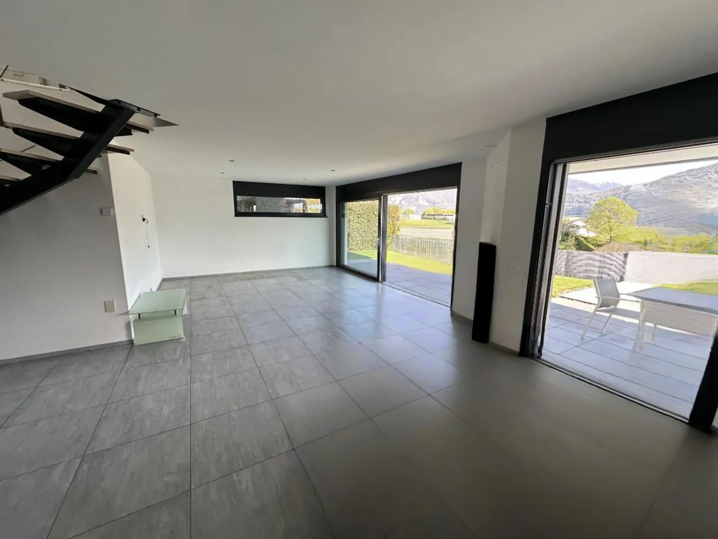Savièse / Ormône – Casa bifamiliare con 6.5 stanze, garage doppio e piscina - Foto 24 di 30
