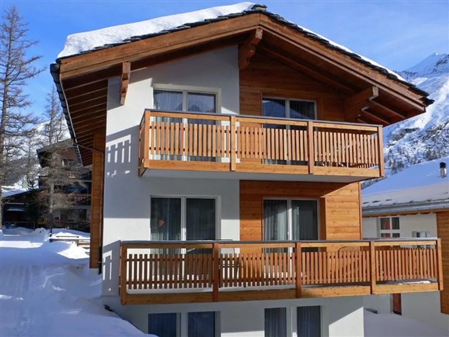6 Room Maisonette - Photo 1 of 5