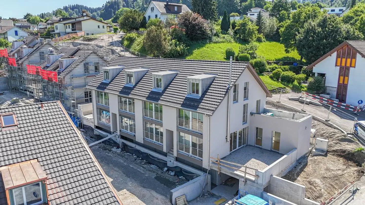 Modernes Einfamilienhaus mit Terrasse - Foto 3 von 14