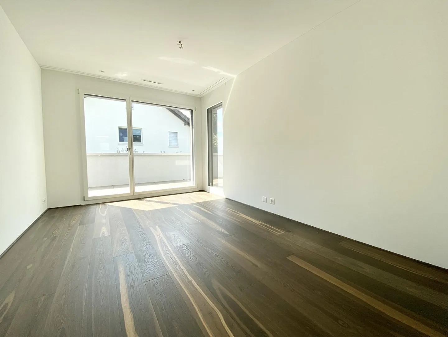 5.5-Room Penthouse Apartment in Wilen near Wollerau - Photo 9 of 11