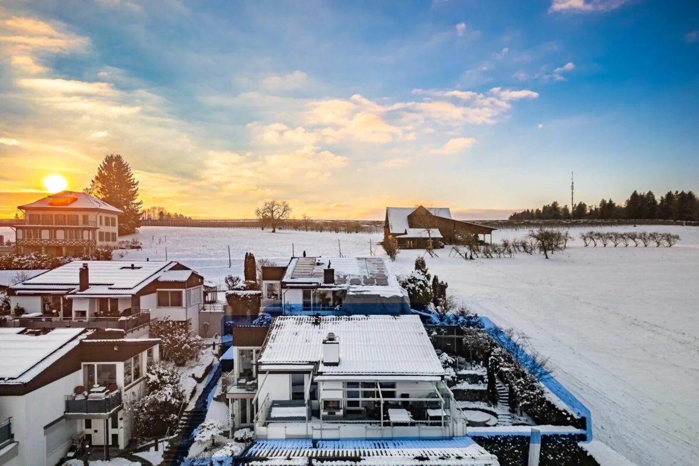Bellissima casa unifamiliare ristrutturata di 6 1/2 stanze a Hünenberg See - Foto 5 di 21
