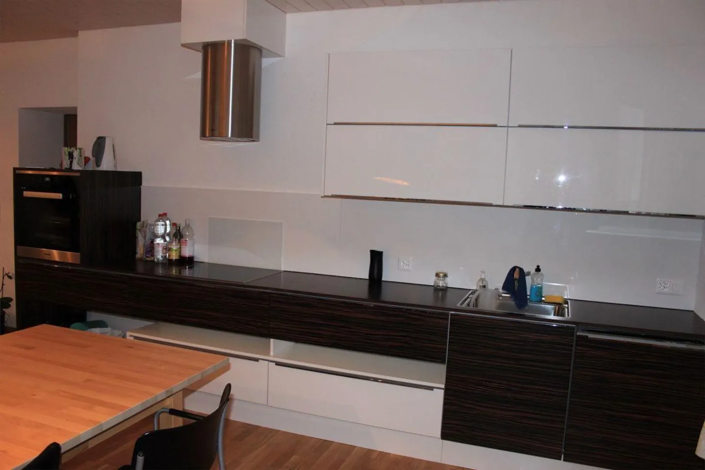 Vivre dans un appartement de 2,5 pièces au rez-de-chaussée récent - Photo 7 sur 12