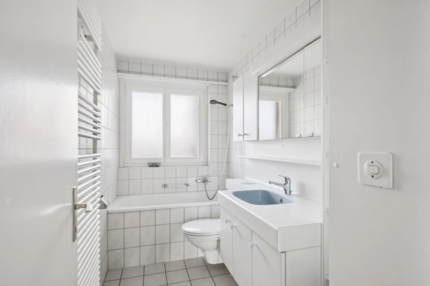 4-room apartment in the heart of Birsfelden - Photo 4 of 10