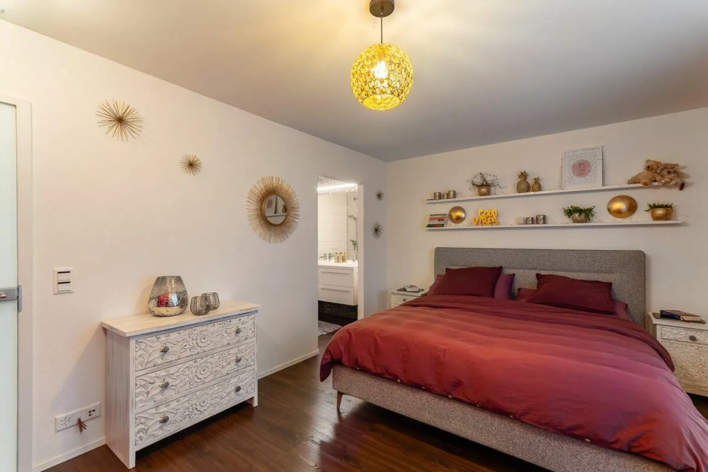 Bellissima casa unifamiliare ristrutturata di 6 1/2 stanze a Hünenberg See - Foto 10 di 21