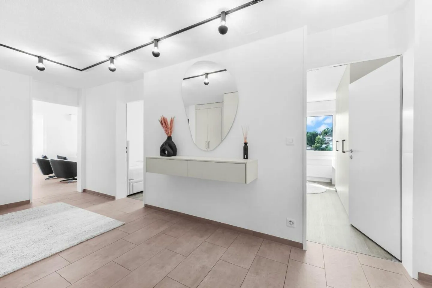 Vivere con comfort e vista - 5,5 stanze in centro - Foto 11 di 23