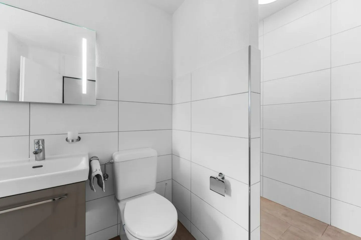 Vivere con comfort e vista - 5,5 stanze in centro - Foto 17 di 23