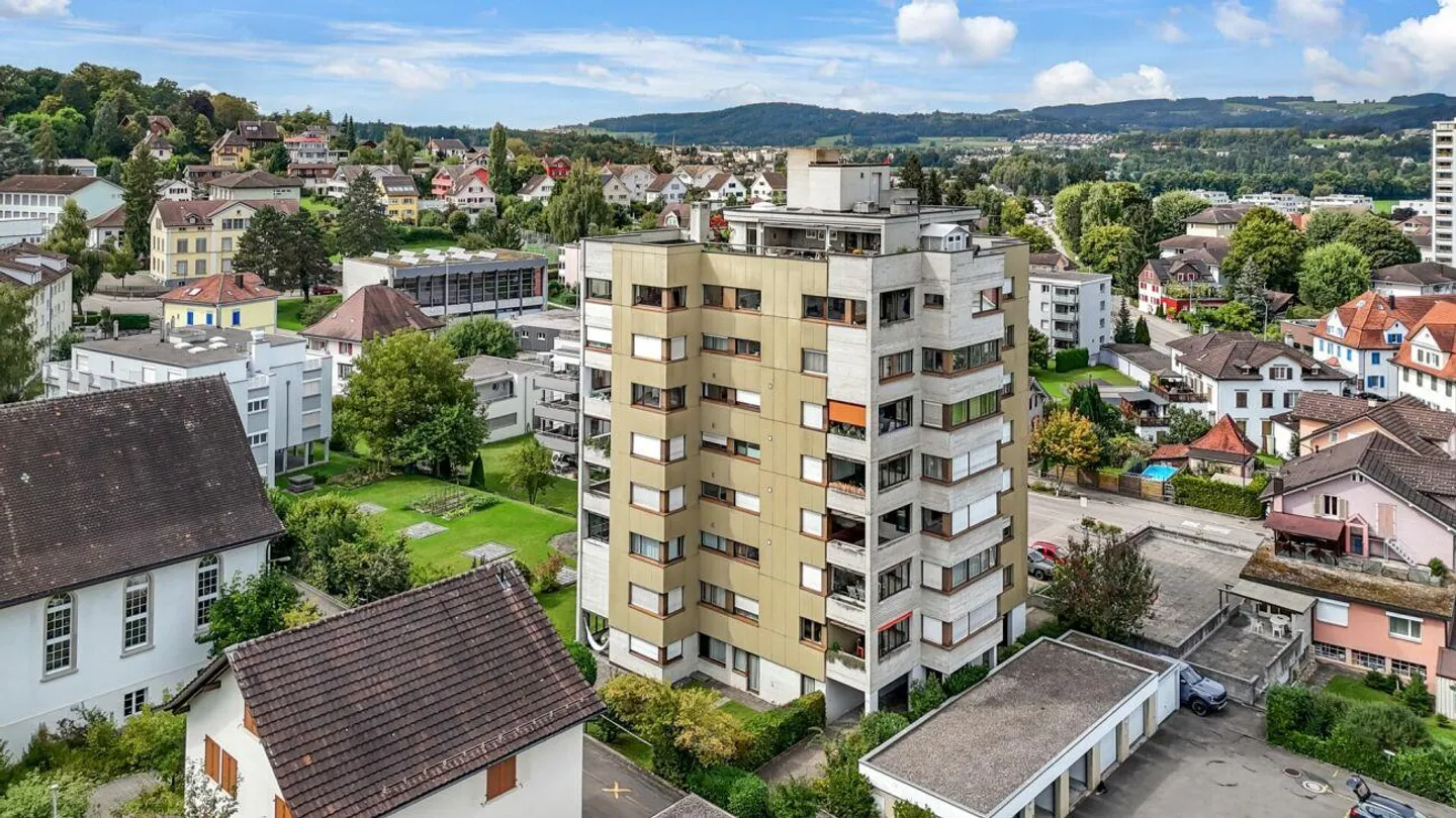 Vivere con comfort e vista - 5,5 stanze in centro - Foto 20 di 23