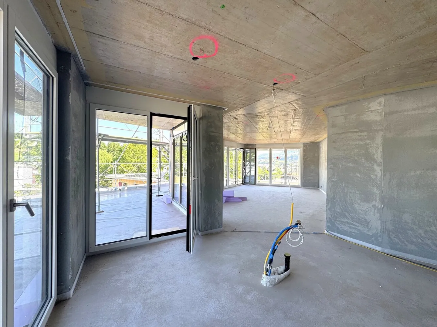 Luxury Attic Apartment with Views - Photo 7 of 10