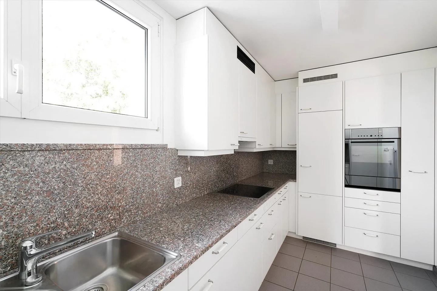 Appartamento attico duplex di 6 stanze - Foto 4 di 13