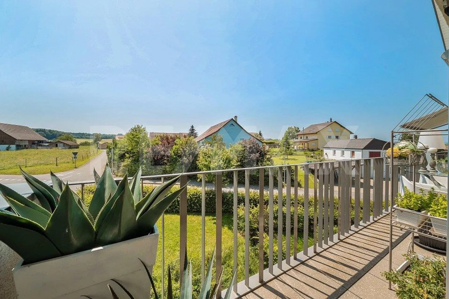 Coup de cur garanti : spacieux 3.5 pièces de 110 m² avec mezzanine - Photo 3 sur 13
