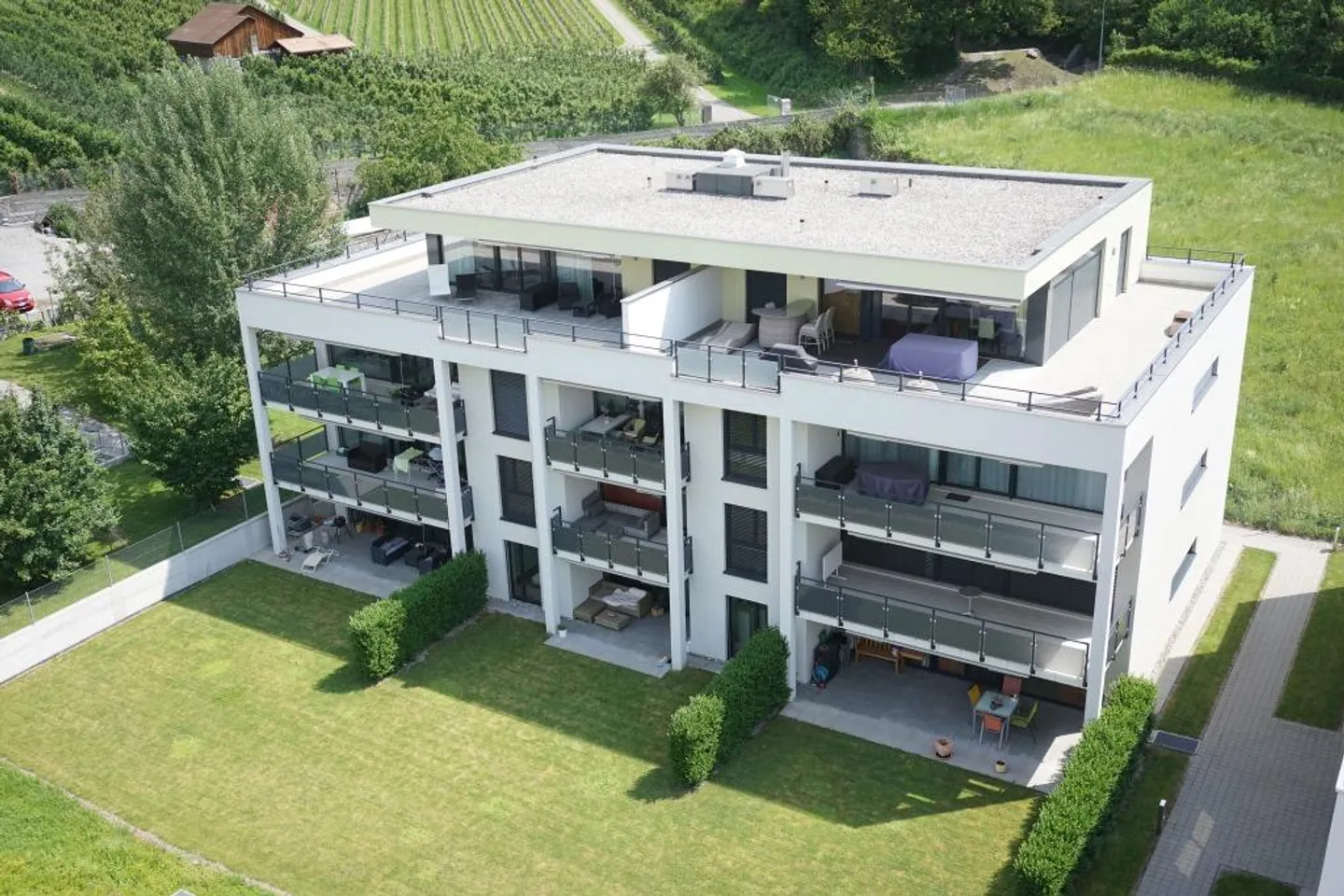 Appartement moderne de 4,5 pièces dans la région de Grisons - Photo 1 sur 9