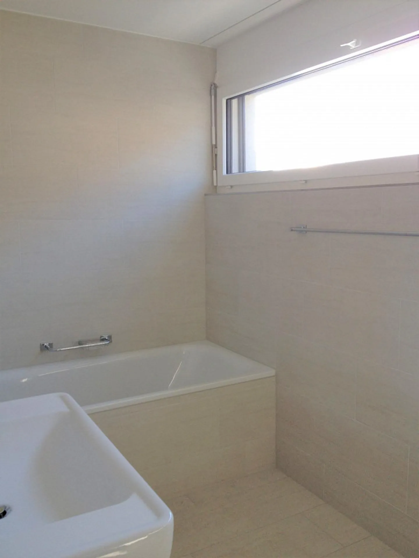 Appartement moderne de 4,5 pièces dans la région de Grisons - Photo 4 sur 9