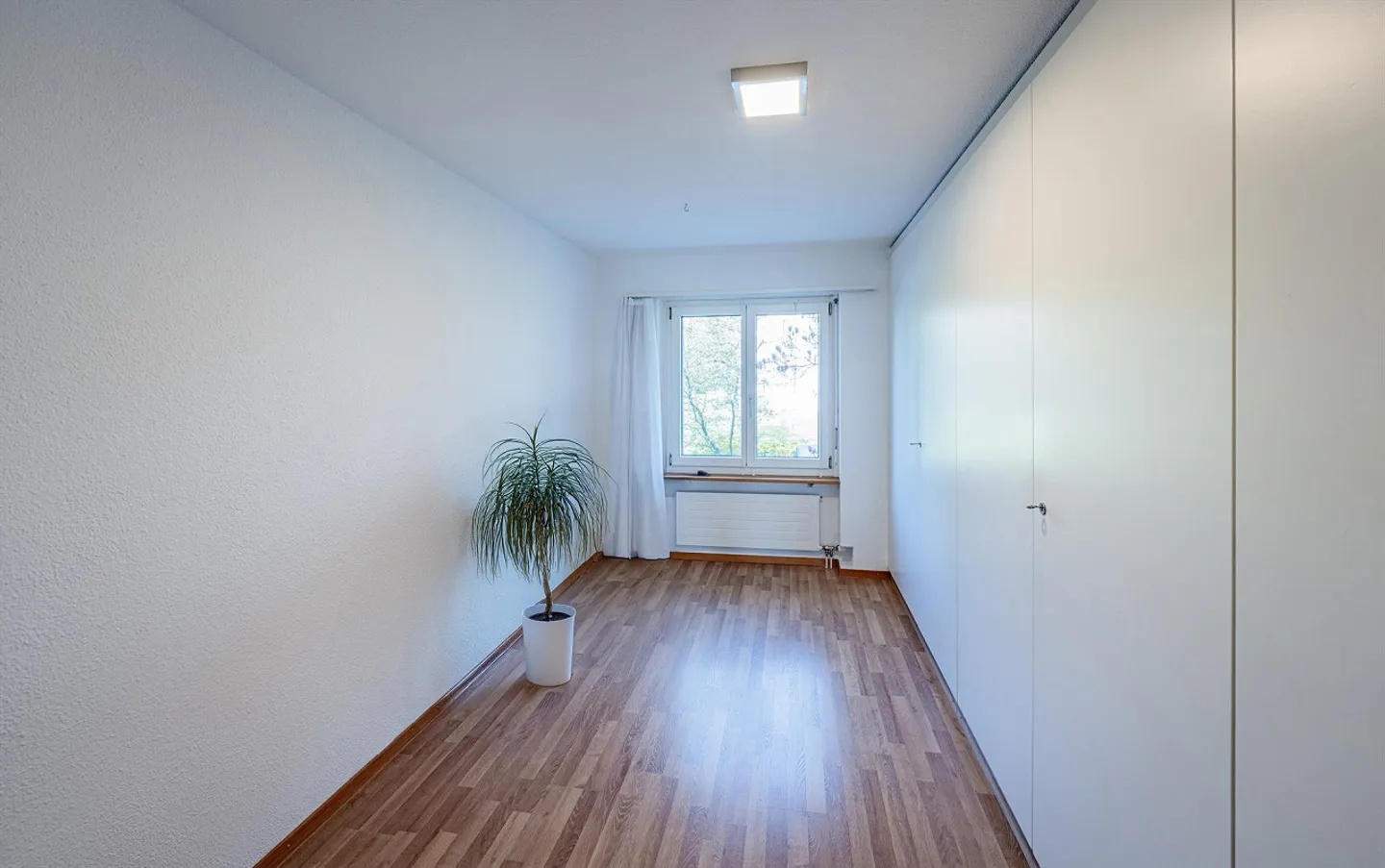 Condominio moderno di 4,5 stanze al piano rialzato - Foto 6 di 12