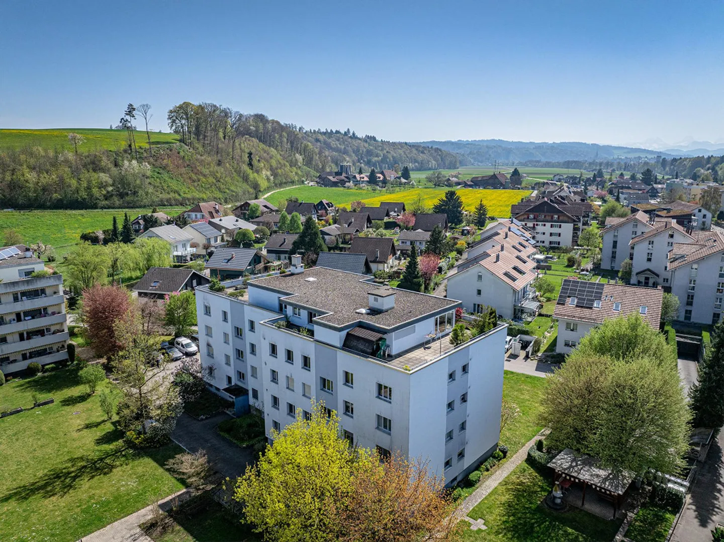 Condominio moderno di 4,5 stanze al piano rialzato - Foto 11 di 12