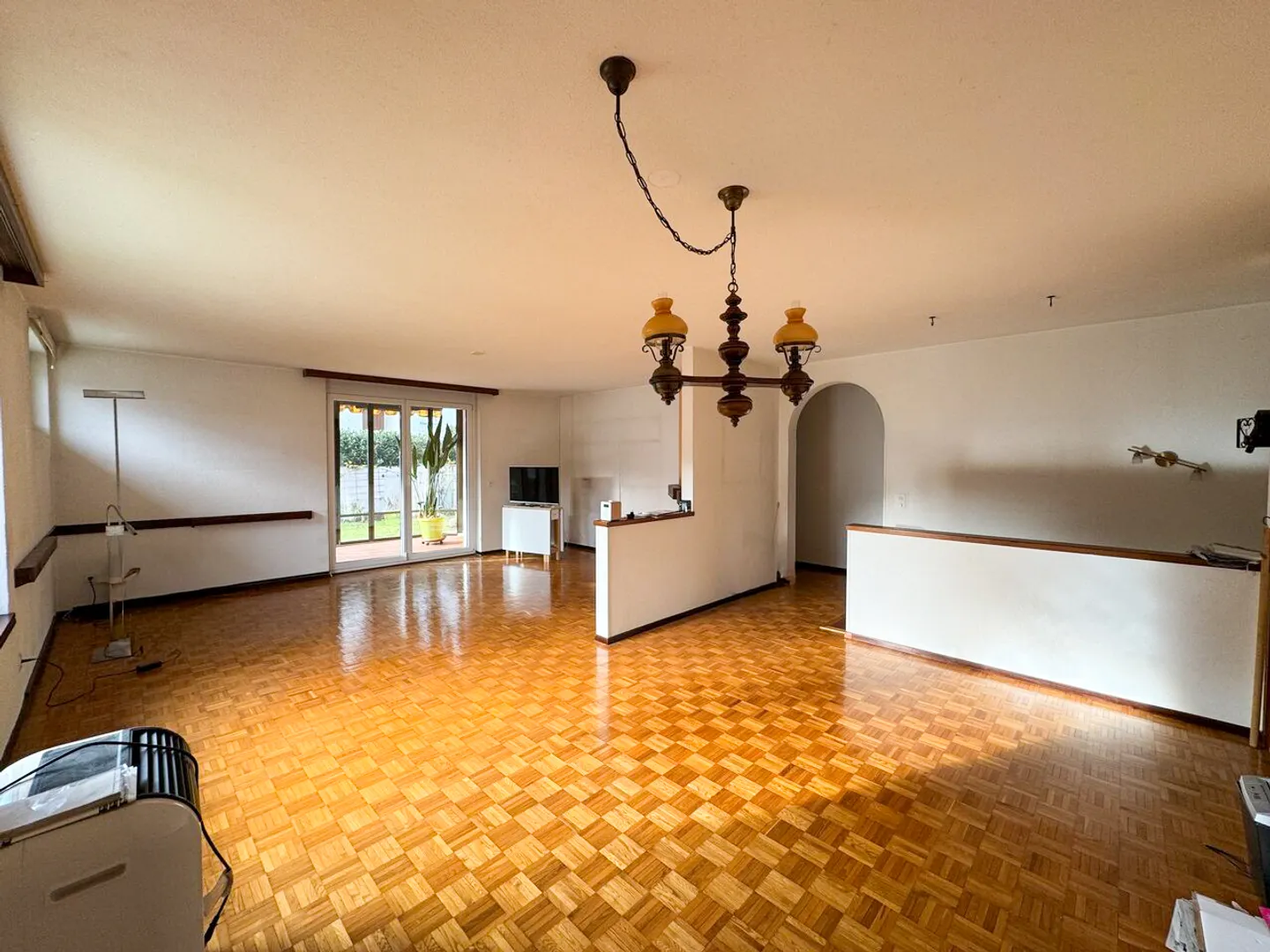 Geräumiges Familienhaus in Ruhiger Lage - Foto 2 von 14