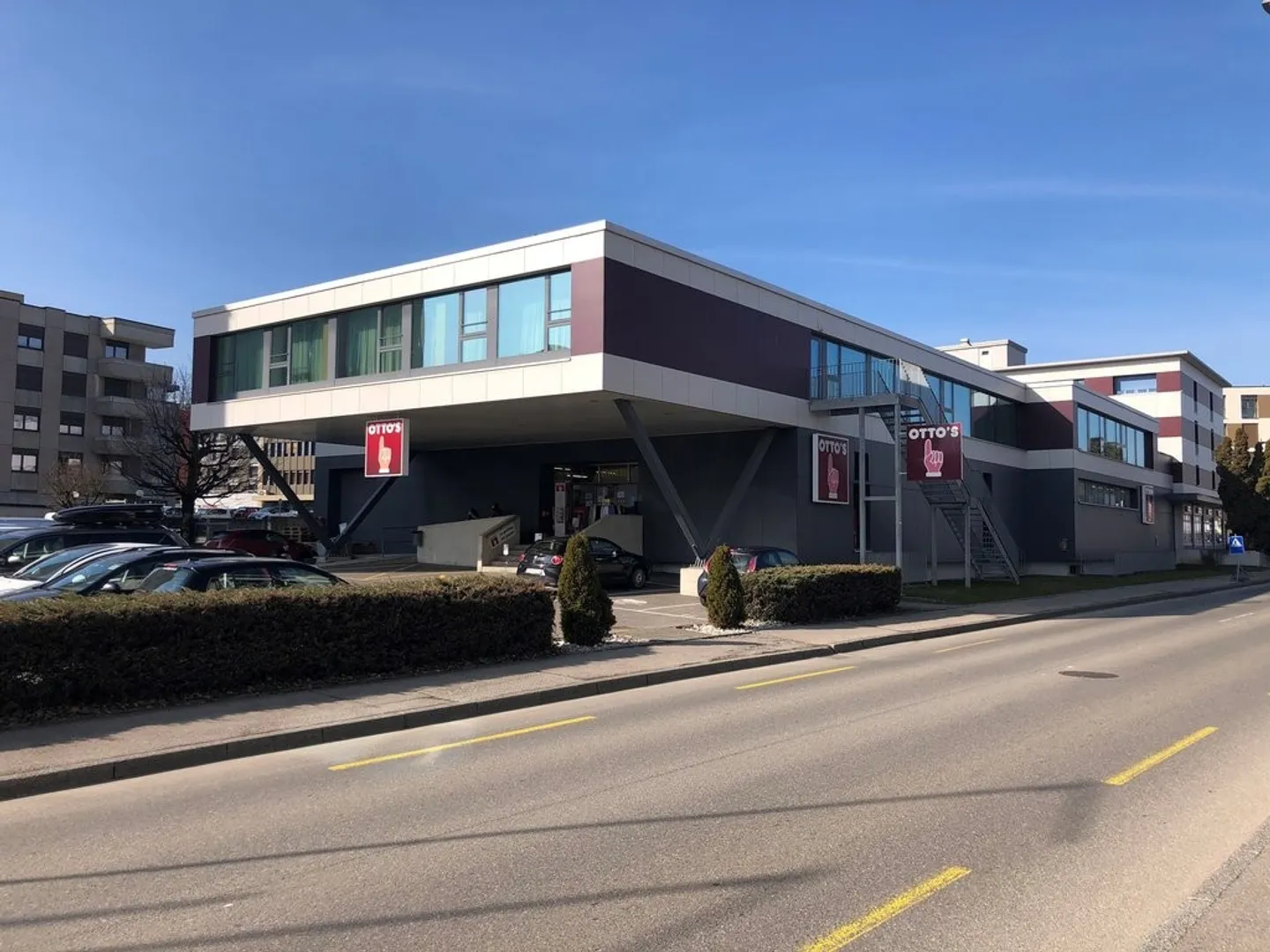 Zentraler Parkplatz in der Stadt - Foto 1 von 1