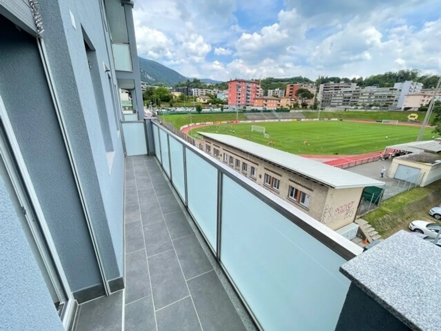 Apartment for rent - Photo 7 of 8